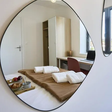 Apartment Le Doreur - 4 Pers - Chu 12 Min - Lille 13 Min Ronchin